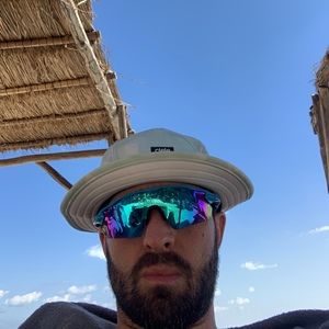 Meet your Posher, Benjamin